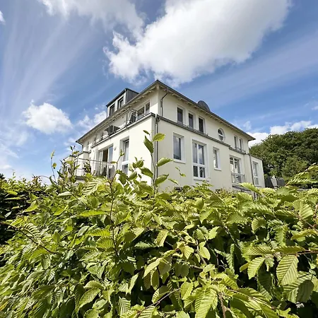Mr Haus Möwe Ii Whg 05 Rügenglück Mit Balkon Apartment *